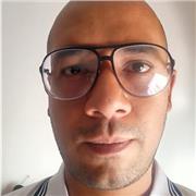 Profesor políglota graduado en Filosofía da clases de materias de humanidades, ciencias sociales y álgebra nivel escolar